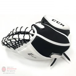 CCM Extreme Flex E4.5 Goalie Catcher- Junior 6 CCM Extreme Flex E4.5 Goalie Catcher- Junior