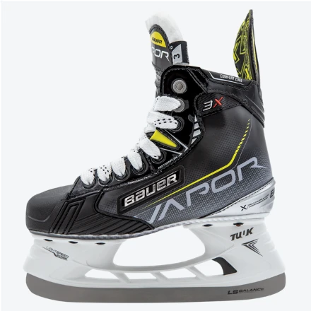 Bauer Vapor 3X Hockey Skates- Junior 2 Bauer Vapor 3X Hockey Skates- Junior