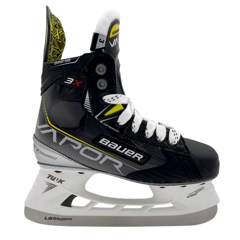 Bauer Vapor 3X Hockey Skates- Junior 1 Bauer Vapor 3X Hockey Skates- Junior