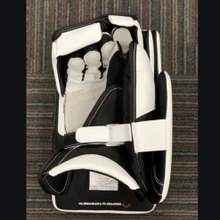 True L20.2 Goalie Blocker- Senior