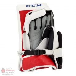 CCM Extreme Flex E5.5 Goalie Blocker - Junior